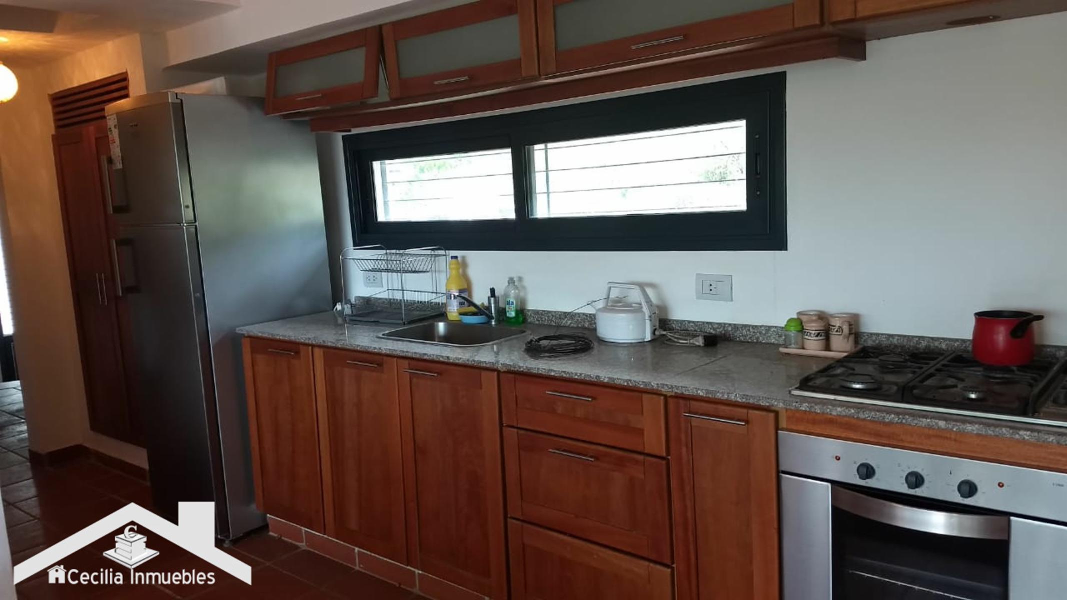 Nºref:1025 Hermosa propiedad con pileta en Siquiman con Increíble Vista a las Sierras y al Lago — foto 9