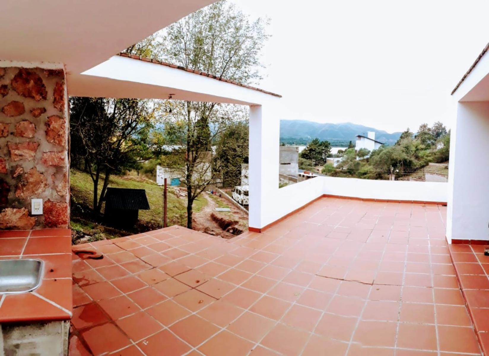 Nºref:1025 Hermosa propiedad con pileta en Siquiman con Increíble Vista a las Sierras y al Lago — foto 11