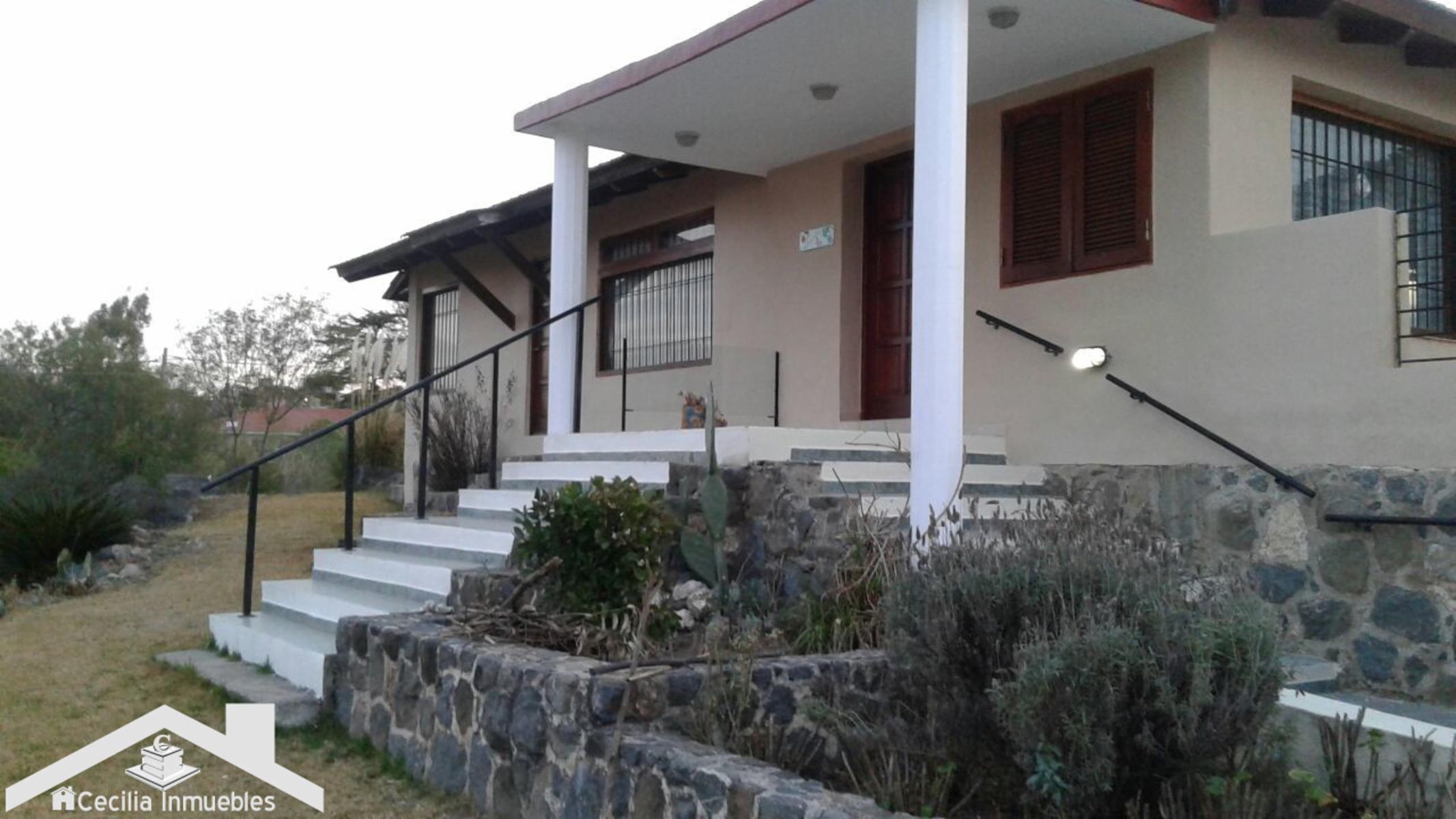 Nºref:1024 -Hermoso Chalet con vista al Lago San Roque en Parque Siquiman