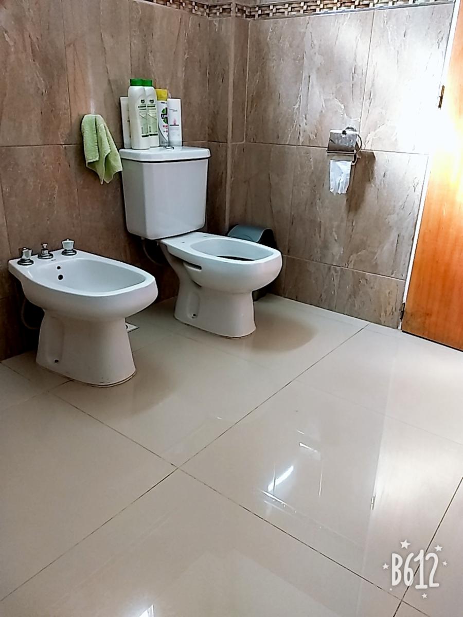 Ref 1064 Casa a estrenar de dos plantas con gran parque y excelente vista a las sierras — foto 10