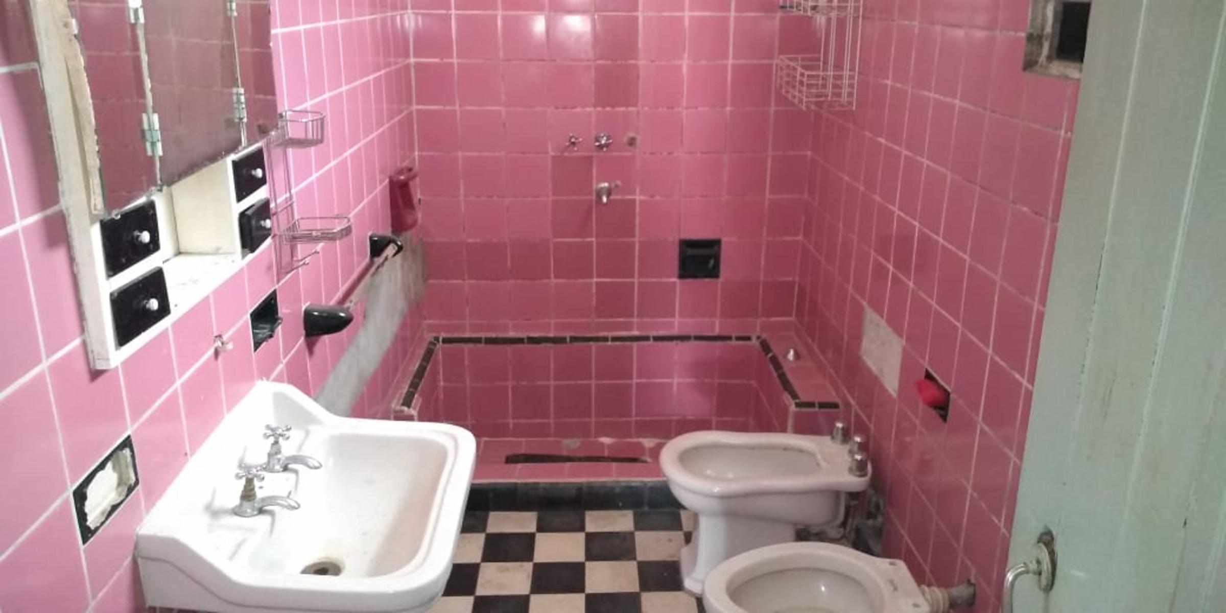 Nºref : 1124 -CASA CON DETALLES A RE FACCIONAR EN LA ZONA CÉNTRICA DE COSQUÍN. — foto 8
