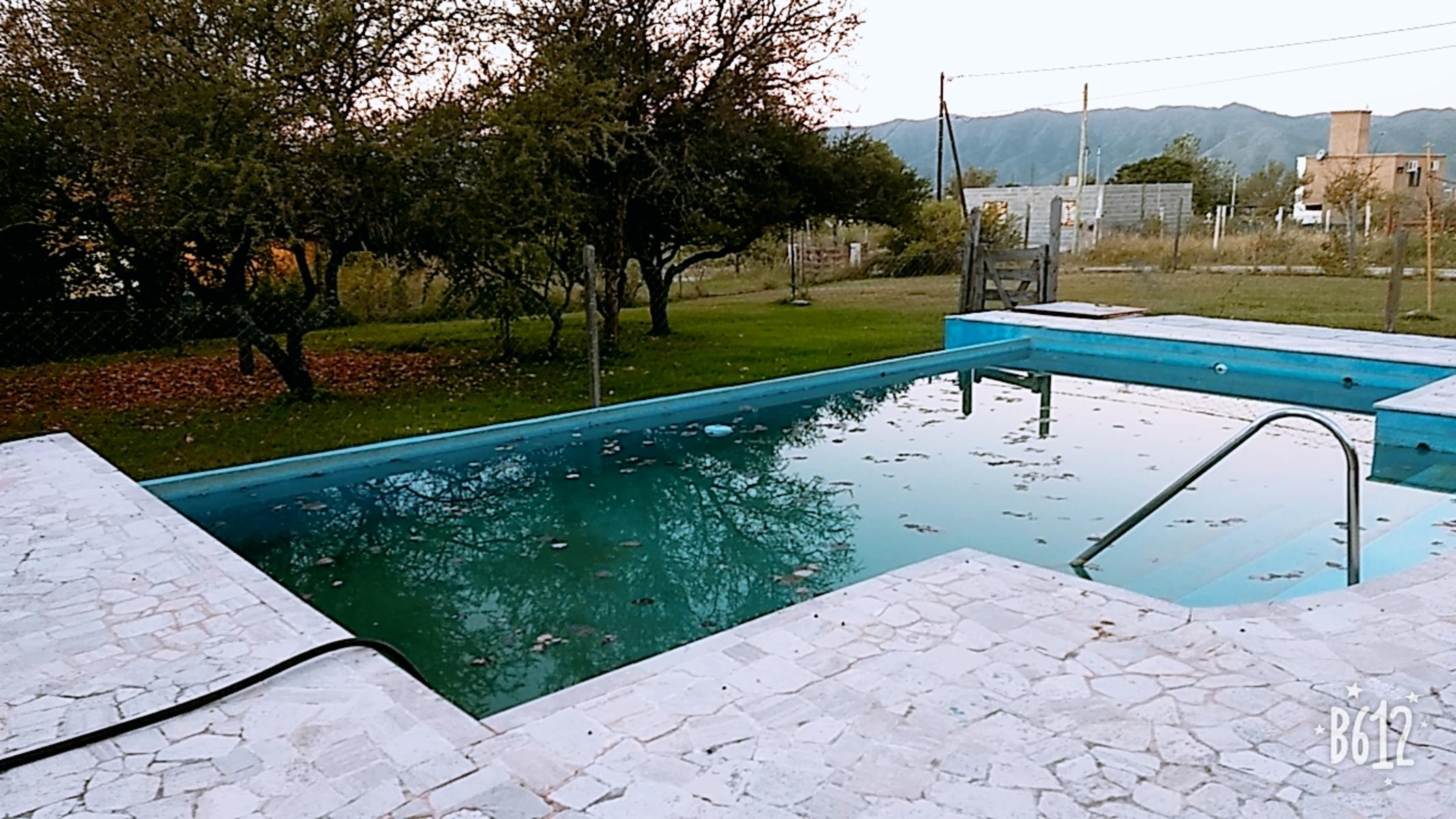 Nºref: 1125 Hermosa Casa en Siquiman con Pileta y gran parque — foto 3
