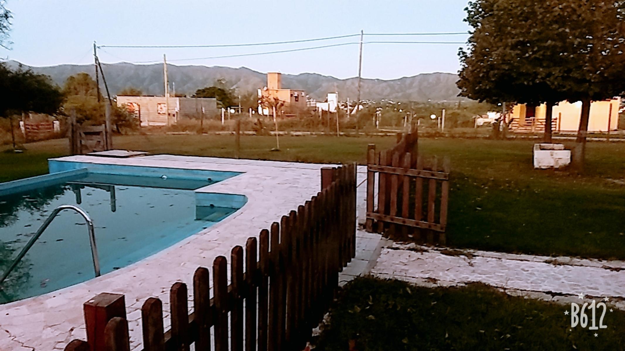 Nºref: 1125 Hermosa Casa en Siquiman con Pileta y gran parque — foto 7