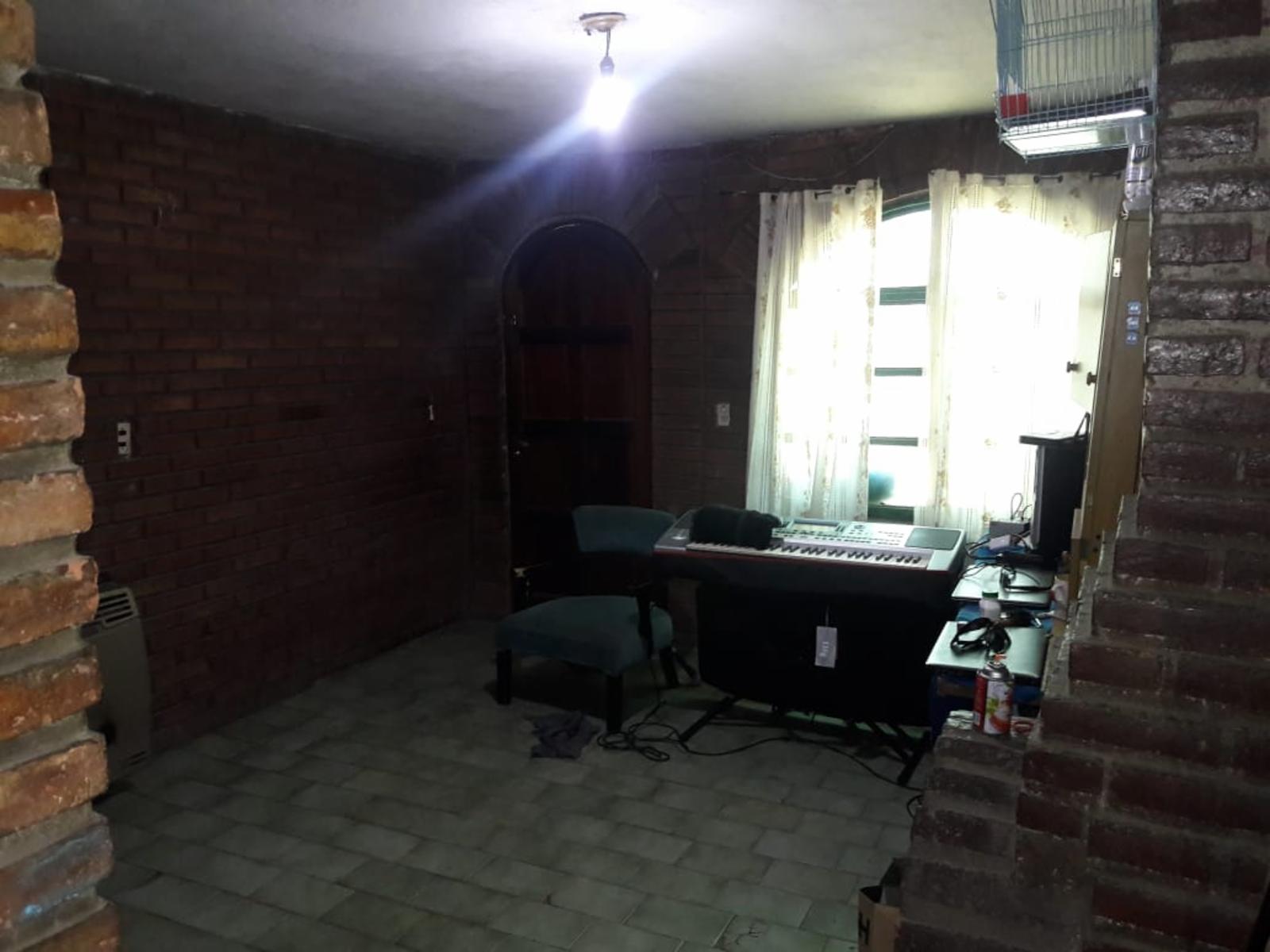 Nº ref: 1117 Propiedad con excelente Ubicación en Barrio Ituzaingo Anexo Sobre Av. Juan Vucetich, frente a la rotonda. — foto 11