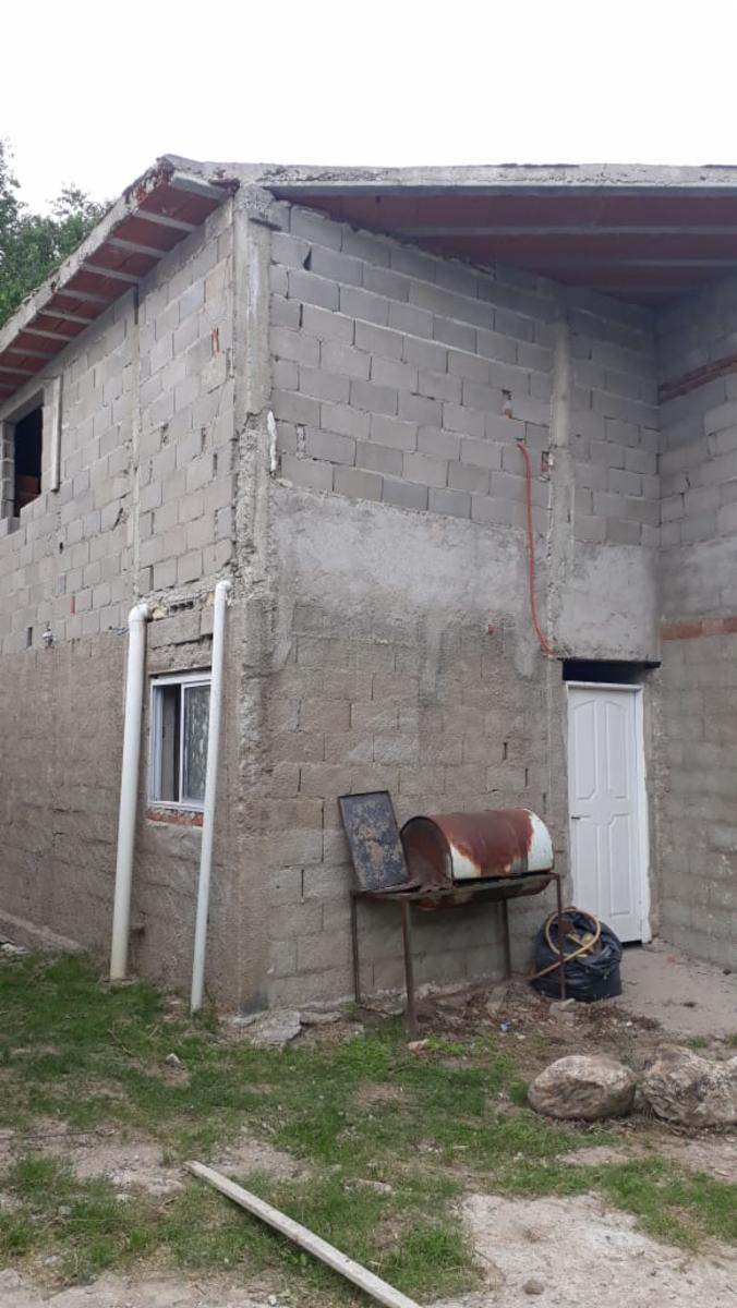 N°REF 1248- DOS PROPIEDADES SOBRE INCREÍBLE TERRENO DE 3300M2 UBICADO EN COSQUÍN A 150 M DE LA RUTA 38 Y A 8 CUADRAS DEL RIO COSQUIN. — foto 3