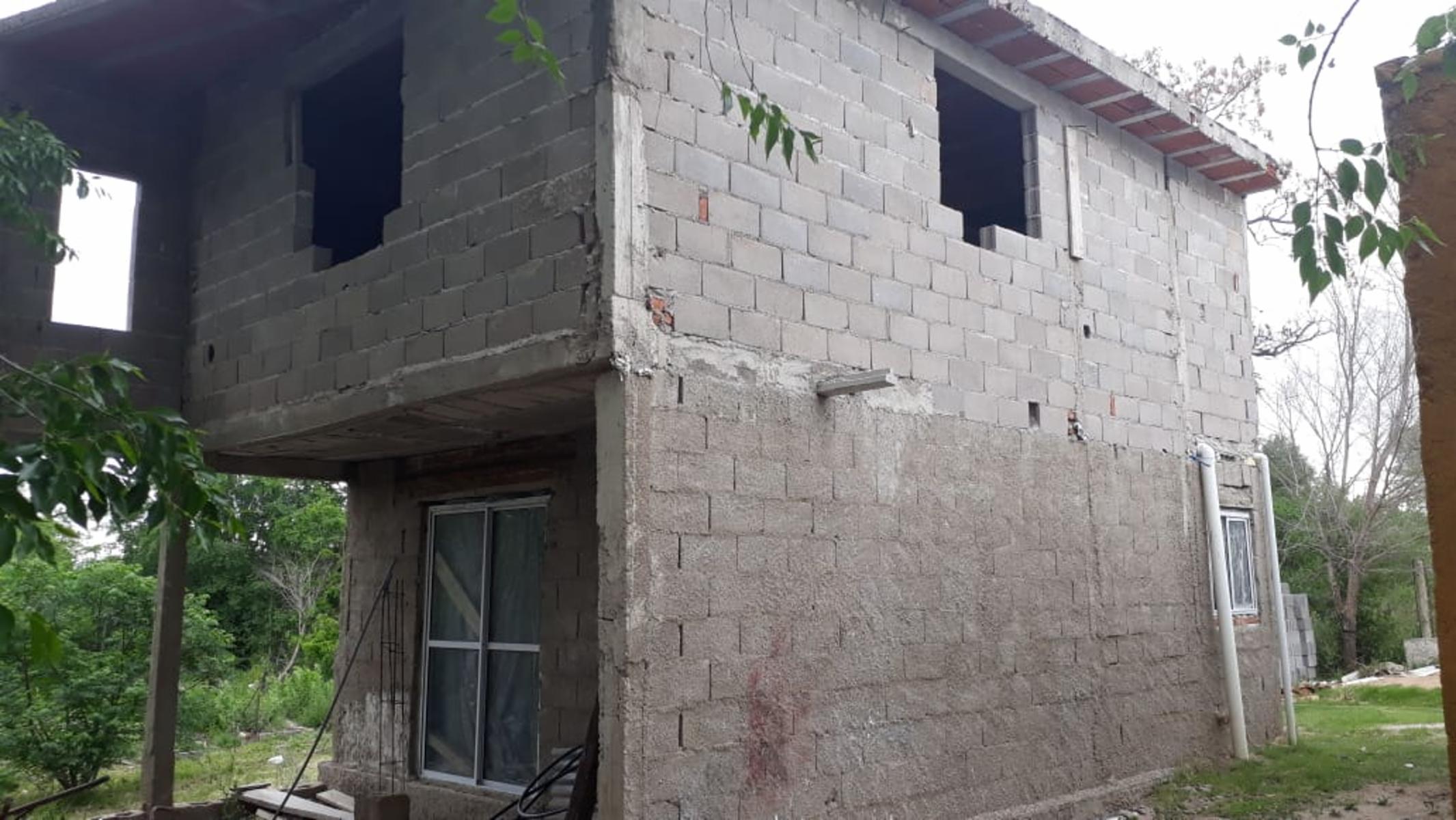 N°REF 1248- DOS PROPIEDADES SOBRE INCREÍBLE TERRENO DE 3300M2 UBICADO EN COSQUÍN A 150 M DE LA RUTA 38 Y A 8 CUADRAS DEL RIO COSQUIN. — foto 15