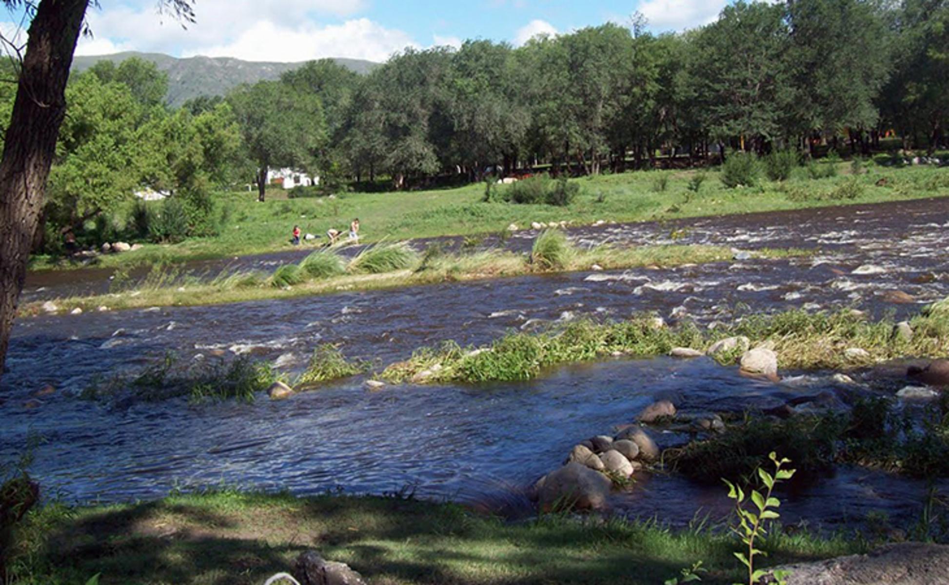 Ref 1285. Terreno al pie de las sierras en Cosquin con hermosa vista a las sierras y al Pan de Azúcar — foto 3