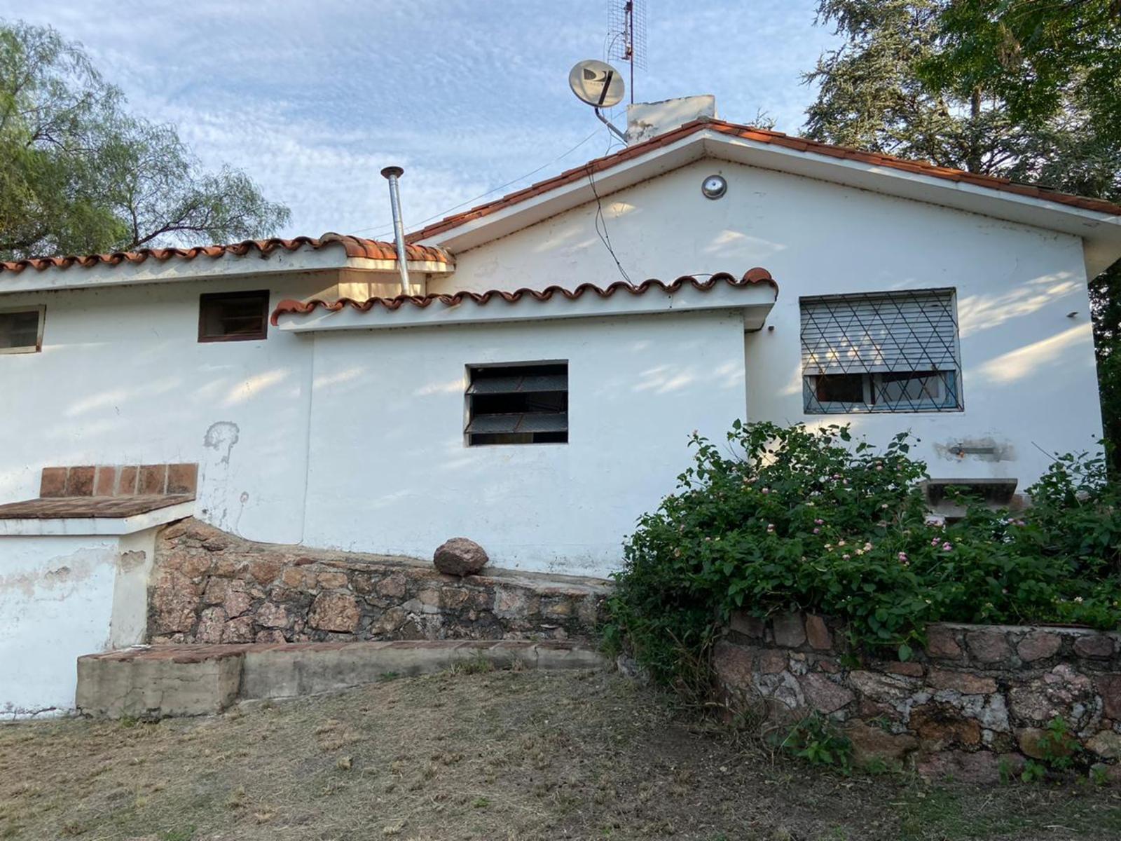 N°ref1288-CASA MAS MONOAMBIENTE EN SIQUIMAN a 100 ms DE LA BAJADA AL LAGO , CON INCREIBLE VISTA POSTAL AL LAGO Y A LAS SIERRAS DE CORDOBA. — foto 3