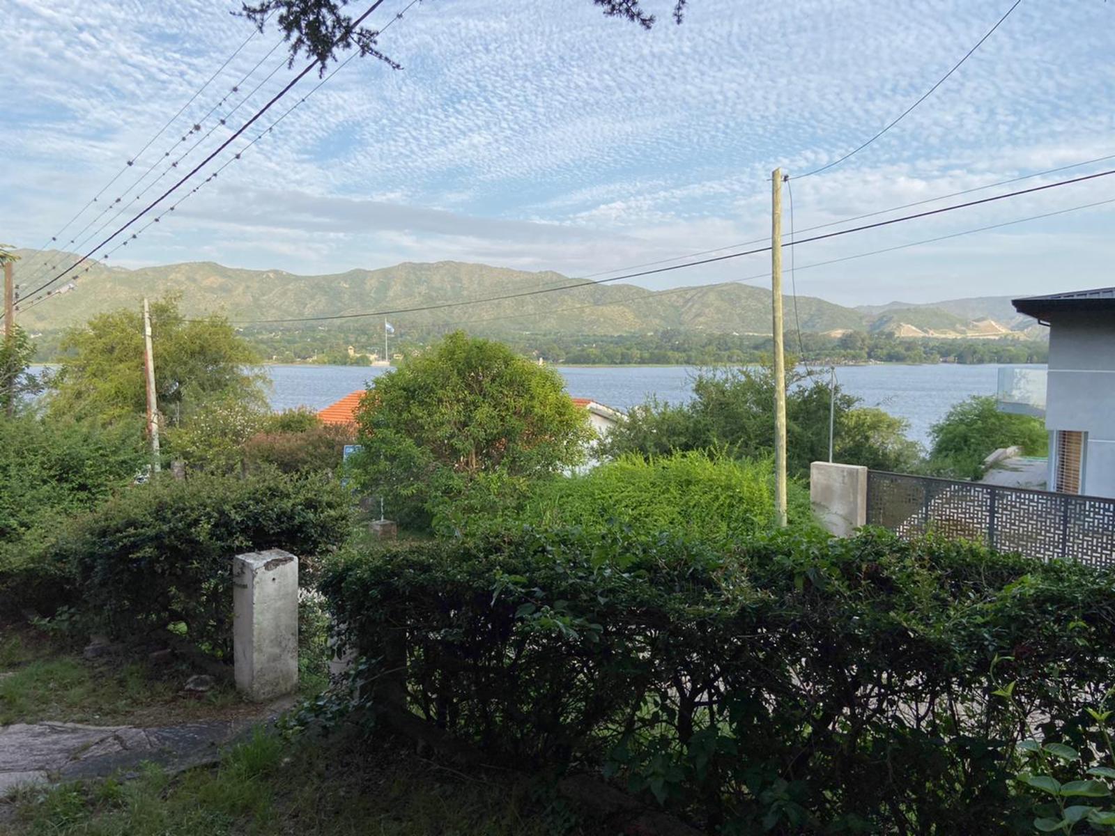 N°ref1288-CASA MAS MONOAMBIENTE EN SIQUIMAN a 100 ms DE LA BAJADA AL LAGO , CON INCREIBLE VISTA POSTAL AL LAGO Y A LAS SIERRAS DE CORDOBA. — foto 9