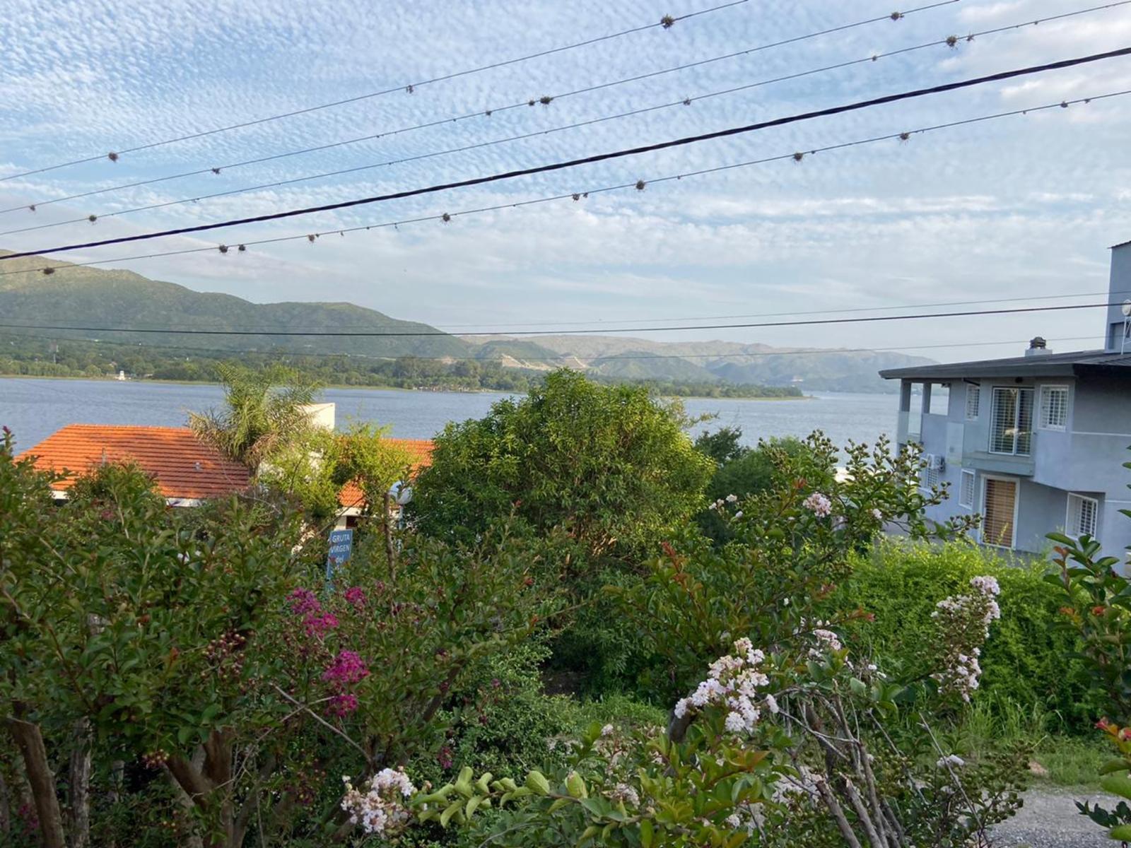 N°ref1288-CASA MAS MONOAMBIENTE EN SIQUIMAN a 100 ms DE LA BAJADA AL LAGO , CON INCREIBLE VISTA POSTAL AL LAGO Y A LAS SIERRAS DE CORDOBA. — foto 15