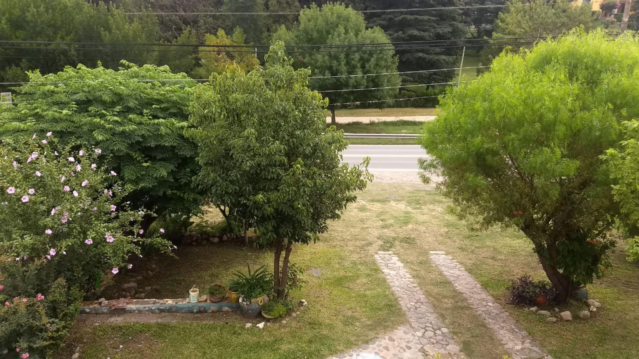 Ref 1290-Hermosa Casa de dos plantas en Bialet Masse sobre ruta 38 con increíble vista a las sierras. — foto 4