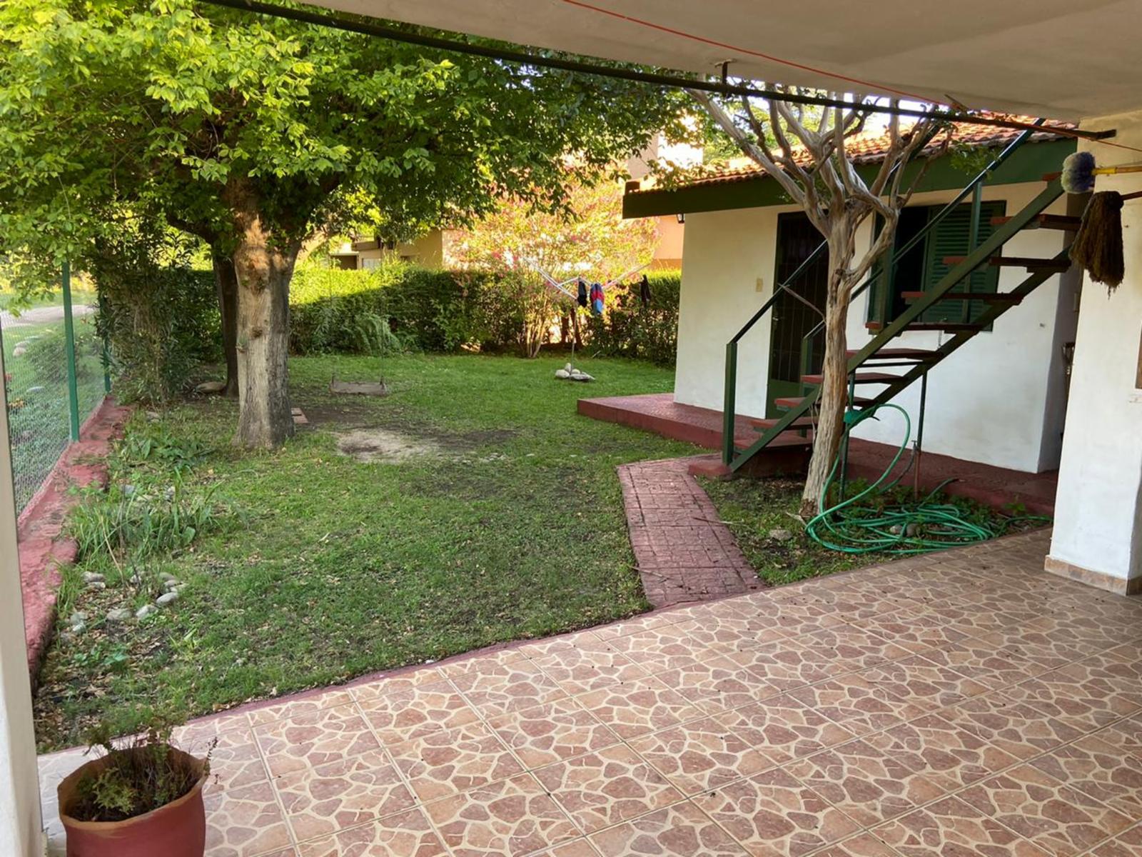 Ref 1293 - Increíble casa más departamento con inmejorable ubicación frente al río Cosquín — foto 2