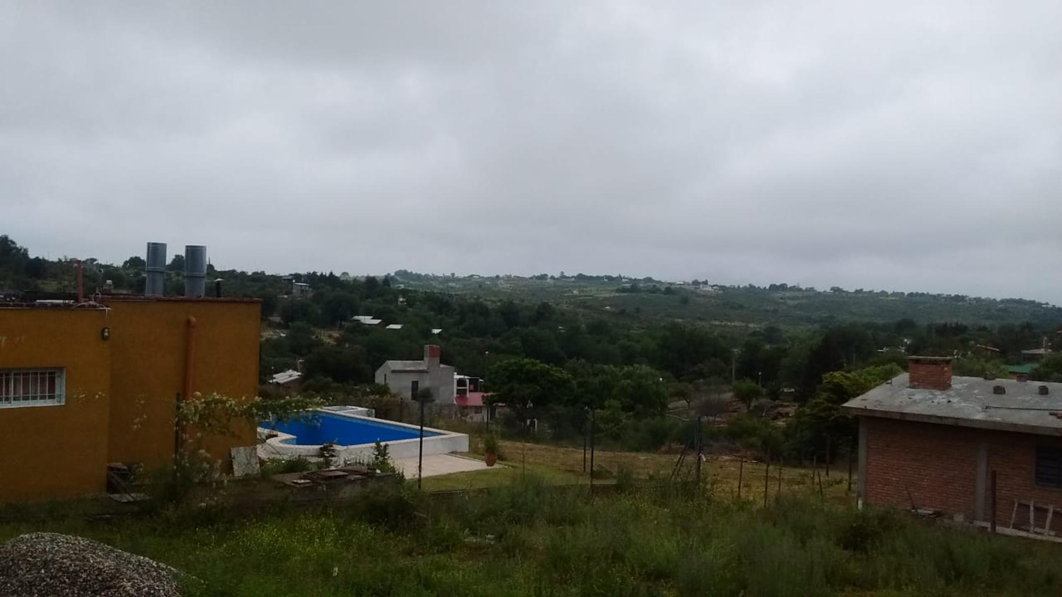 Ref 1300 - Terreno con mejoras en Siquiman con excelente vista a las sierras. — foto 2