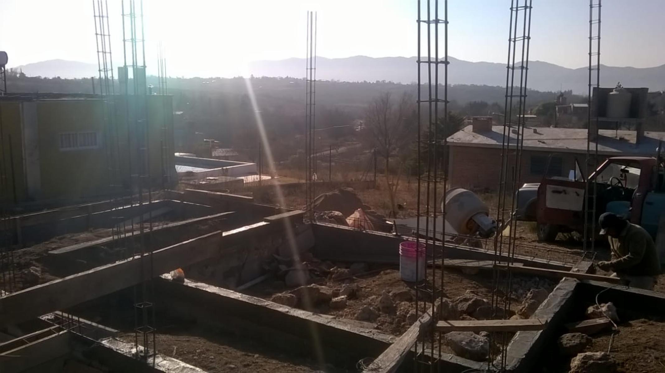 Ref 1300 - Terreno con mejoras en Siquiman con excelente vista a las sierras. — foto 3