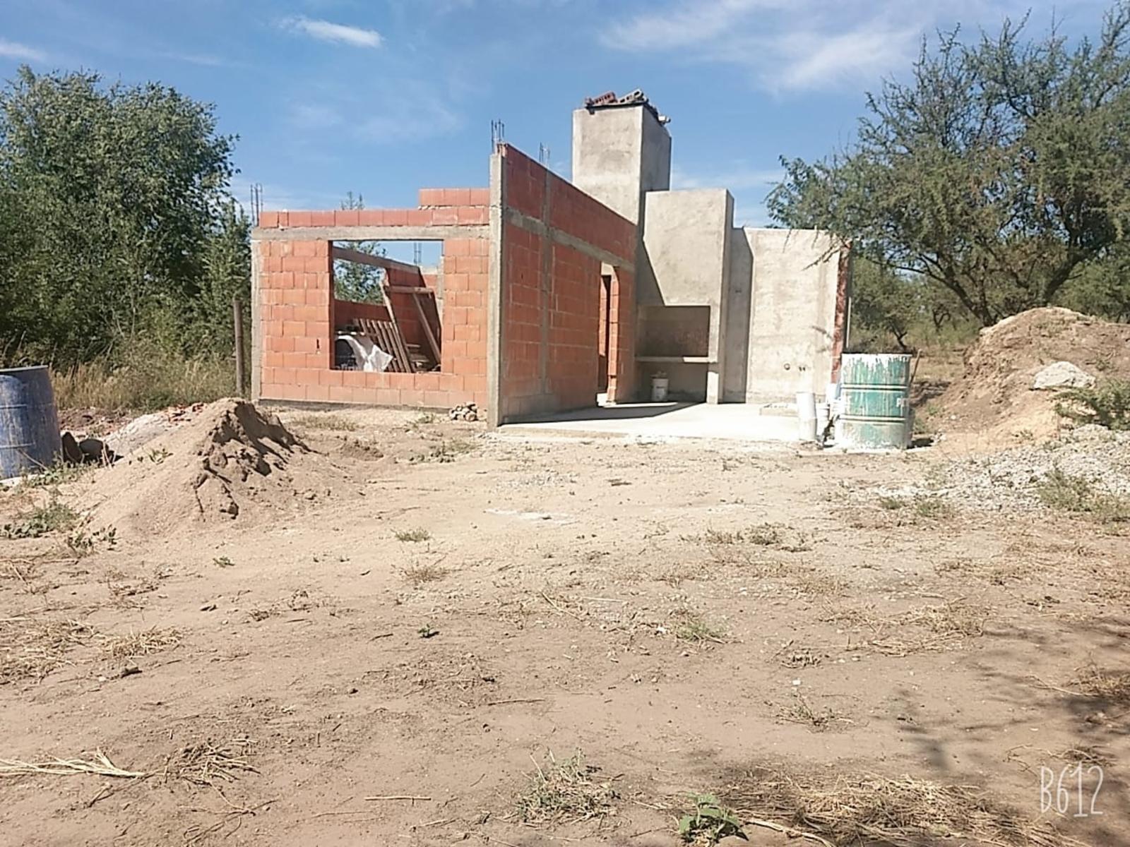 Ref 1309 - Casa a terminar en Bialet Masse, con excelente vista a las sierras, a 800m de ruta 38.