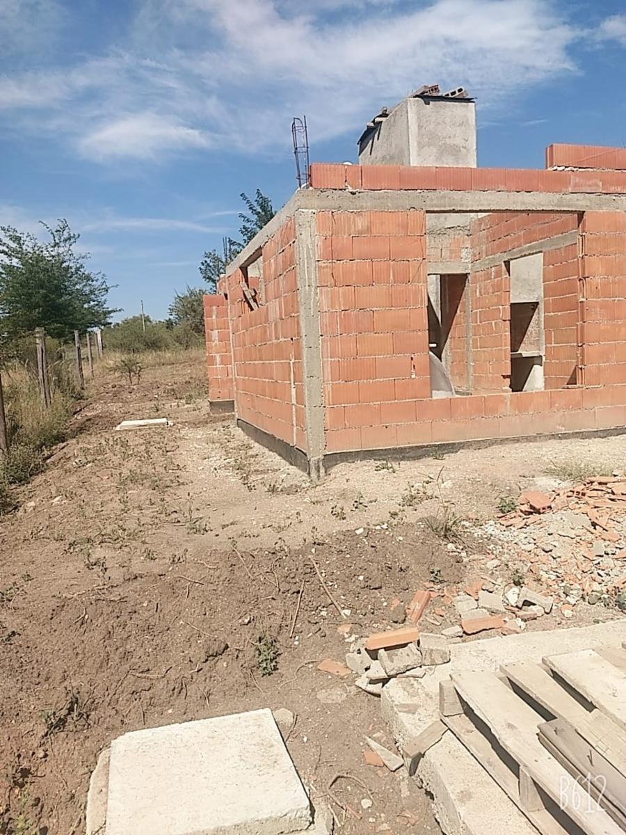 Ref 1309 - Casa a terminar en Bialet Masse, con excelente vista a las sierras, a 800m de ruta 38. — foto 9
