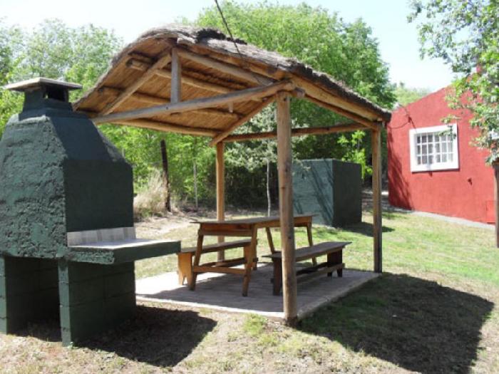 Nº DE REF. 57. OPORTUNIDAD COMPLEJO DE CABAÑAS EN SIQUIMAN IDEAL EMPRENDIMIENTO TURISTICO - GRA - 3