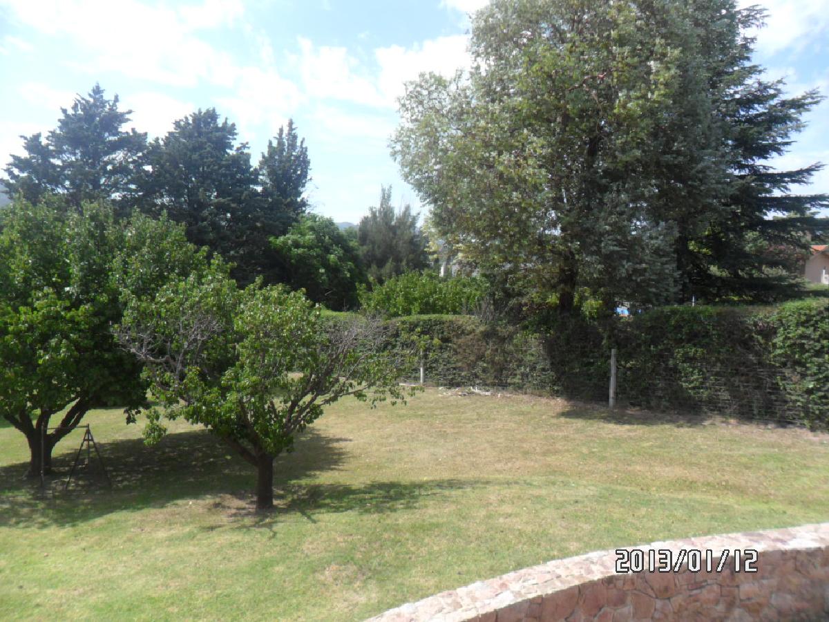 Nº DE REF. 81 HERMOSA CASA EN BIALET MASSE- BARRIO MIRADOR DEL LAGO — foto 4