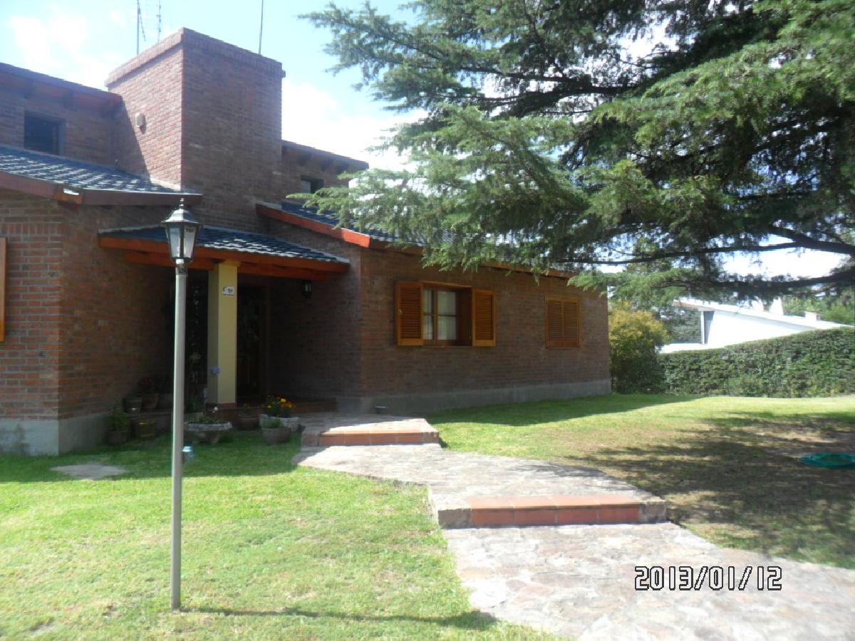 Nº DE REF. 81 HERMOSA CASA EN BIALET MASSE- BARRIO MIRADOR DEL LAGO — foto 6