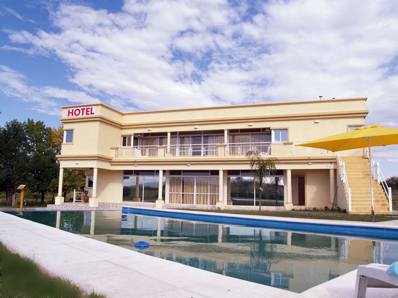 IDEAL EMPREND ESPEC HOTEL EN P.SIQUIMAN SOBRE COLECTORA DE RTA 38/ESTRATEGICA UB - 12