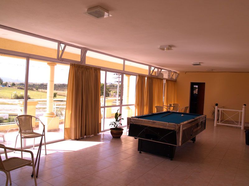 IDEAL EMPREND ESPEC HOTEL EN P.SIQUIMAN SOBRE COLECTORA DE RTA 38/ESTRATEGICA UB - 23