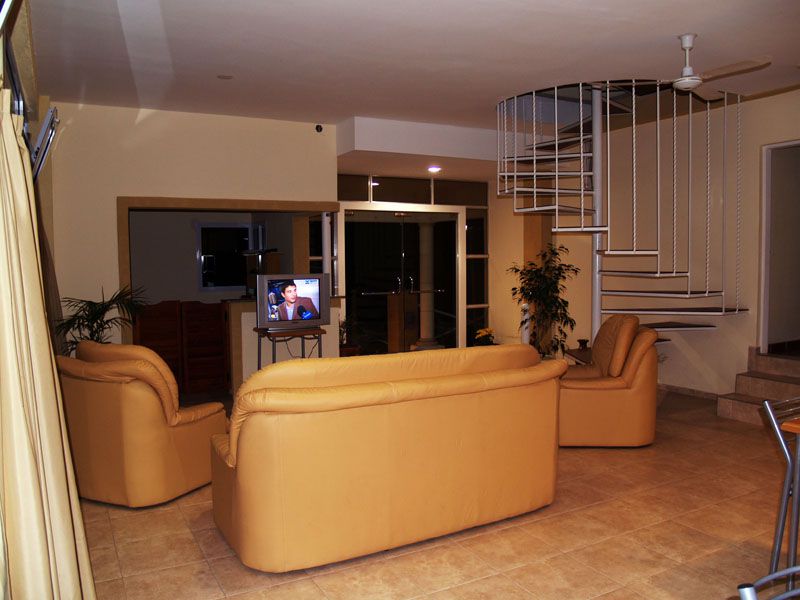 IDEAL EMPREND ESPEC HOTEL EN P.SIQUIMAN SOBRE COLECTORA DE RTA 38/ESTRATEGICA UB - 26