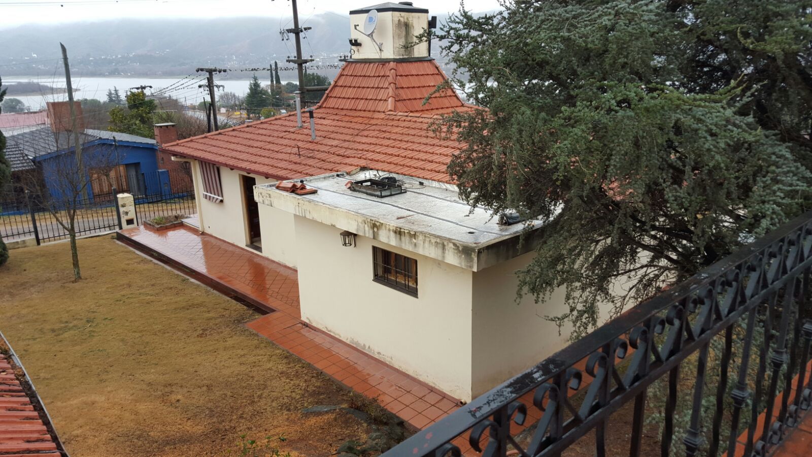 Nºref: 520 -Prop c/ piscina y 2 dptos+quincho e inmej vta al lago sobre rta38 — foto 6