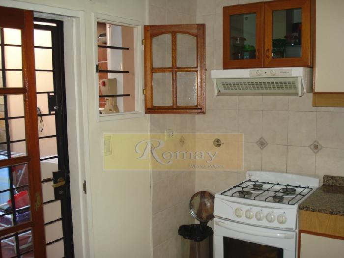 Venta de Casa Lote propio
Distribución: 2 Ph: Uno de 3 amb. a nuevo y al fte. a reciclar — foto 5