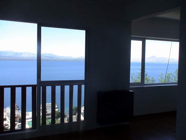 Amantes de la Vista. Departamento en PH reciclado a nuevo con la mejor vista de Bariloche — foto 4