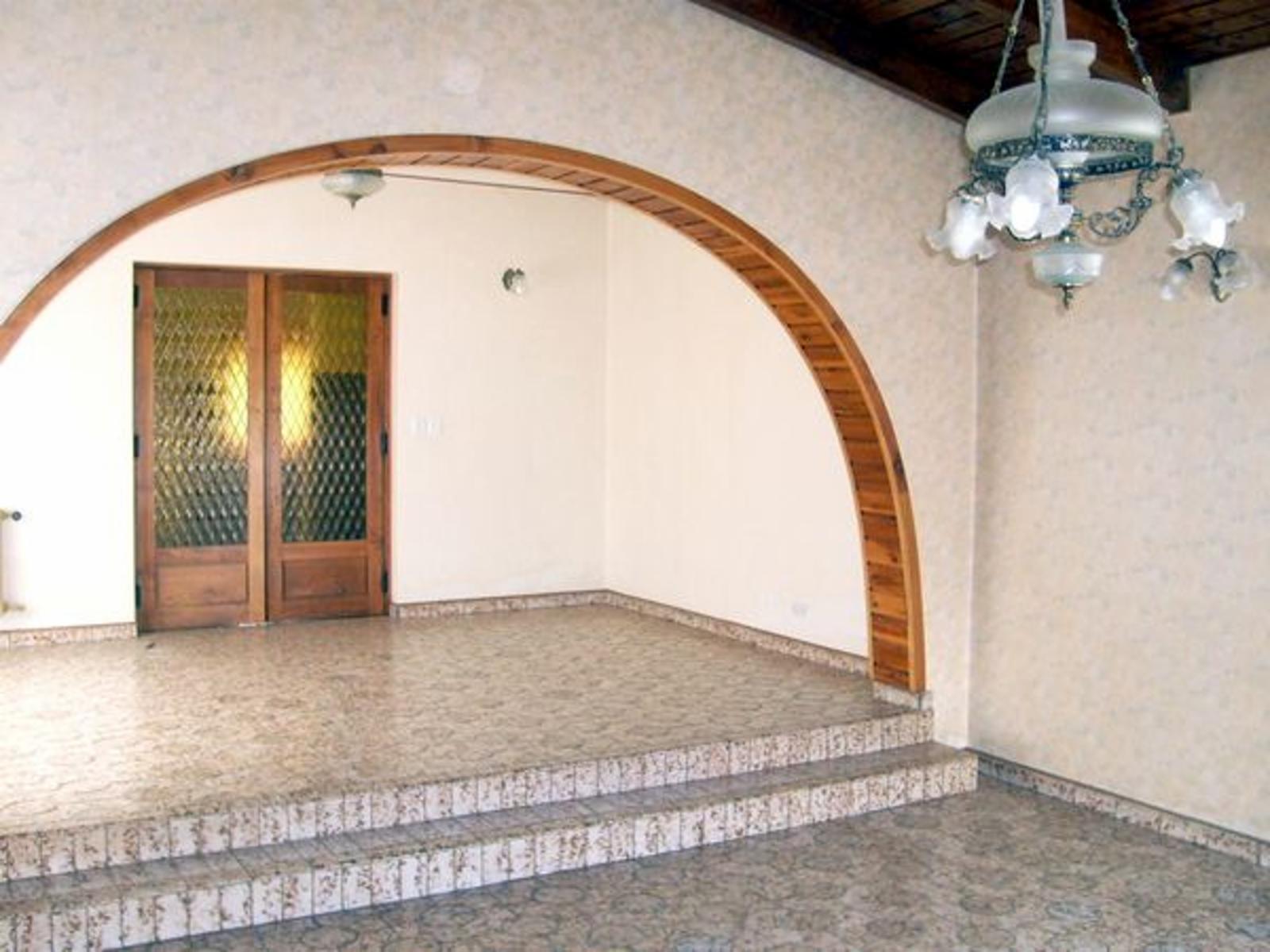 Ideal dos familias ó residencial. Dos amplias viviendas céntricas. Lote 1000m2. Venta en Block — foto 11