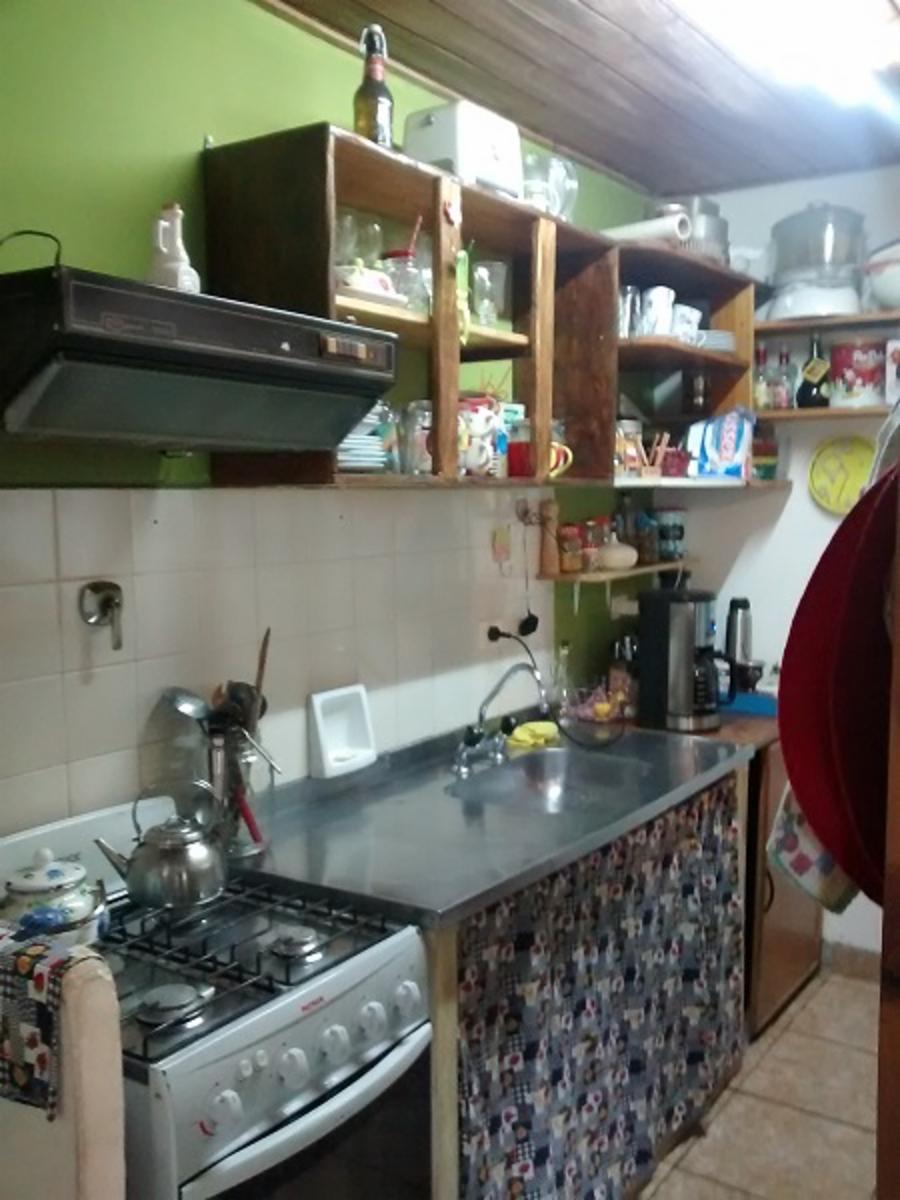 Vivienda de tres dormitorios en proximidad del Lago Moreno. Barrio Covibar — foto 8