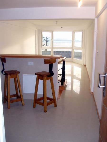 Departamento casi nuevo, 1 dormitorio, cochera y baulera, con excelente vista — foto 4
