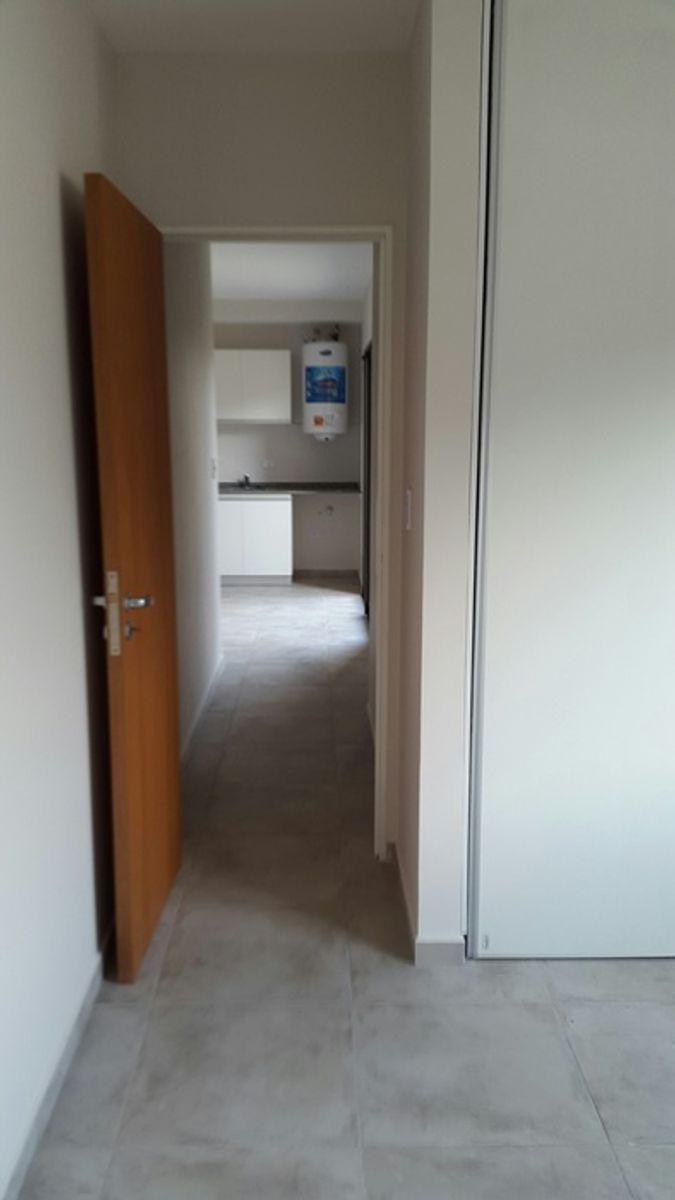 EXCELENTE DEPTO 1 DORM CON BALCON - A MIN DE NUEVOCENTRO SHOPPING - 11
