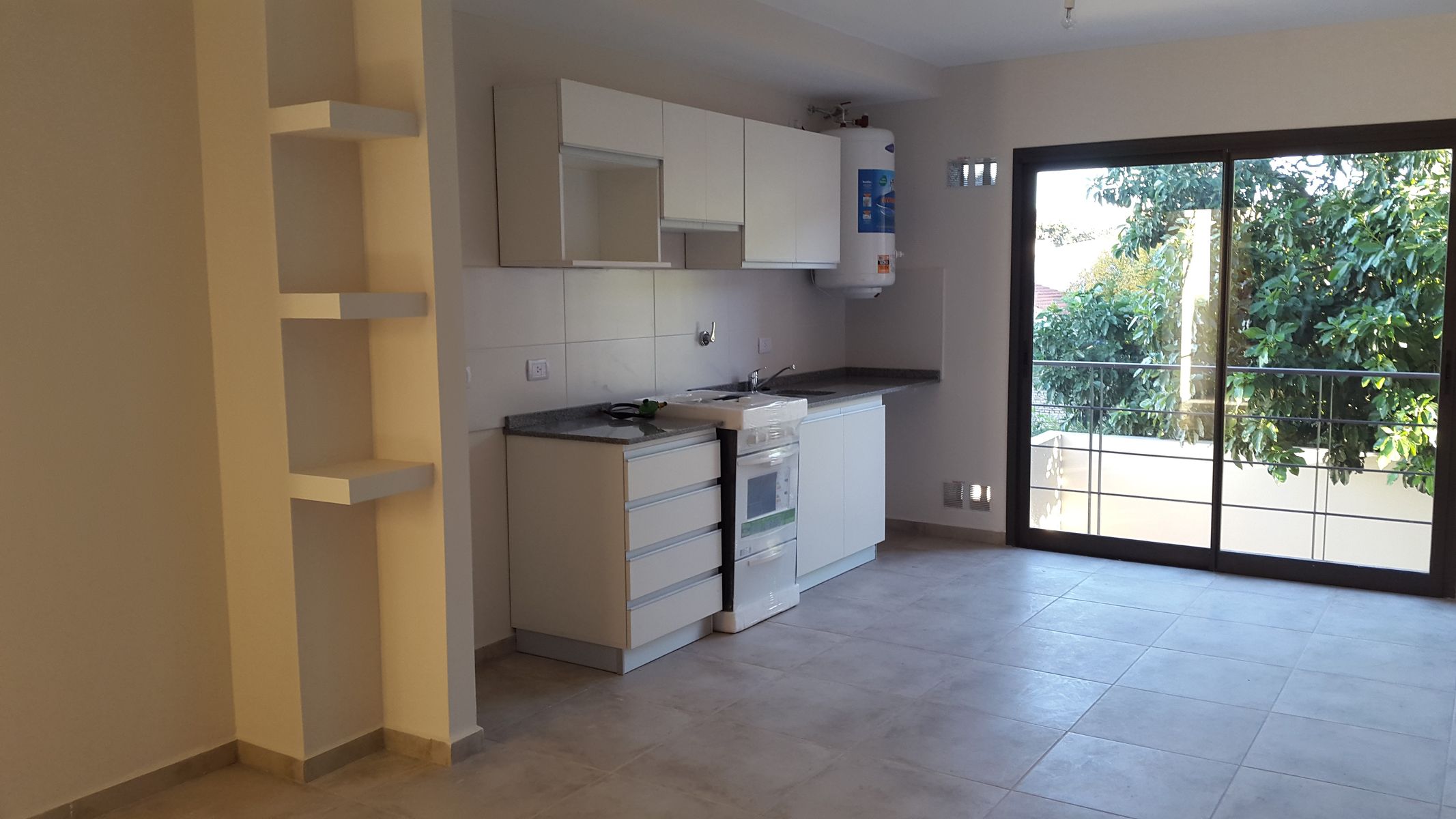 EXCELENTE DEPTO 1 DORM CON BALCON - A MIN DE NUEVOCENTRO SHOPPING - 14