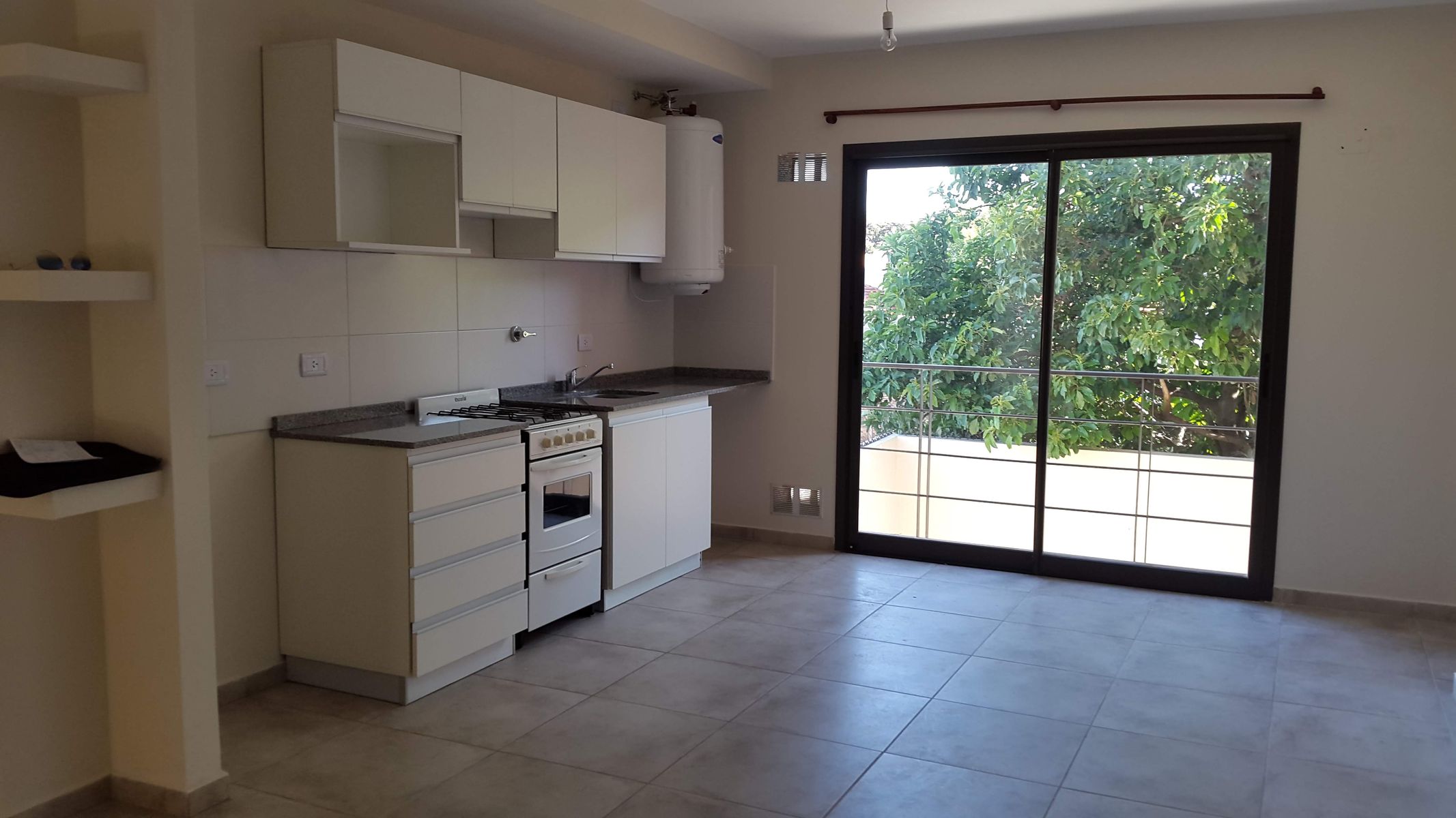 EXCELENTE DEPTO 1 DORM CON BALCON - A MIN DE NUEVOCENTRO SHOPPING - 17