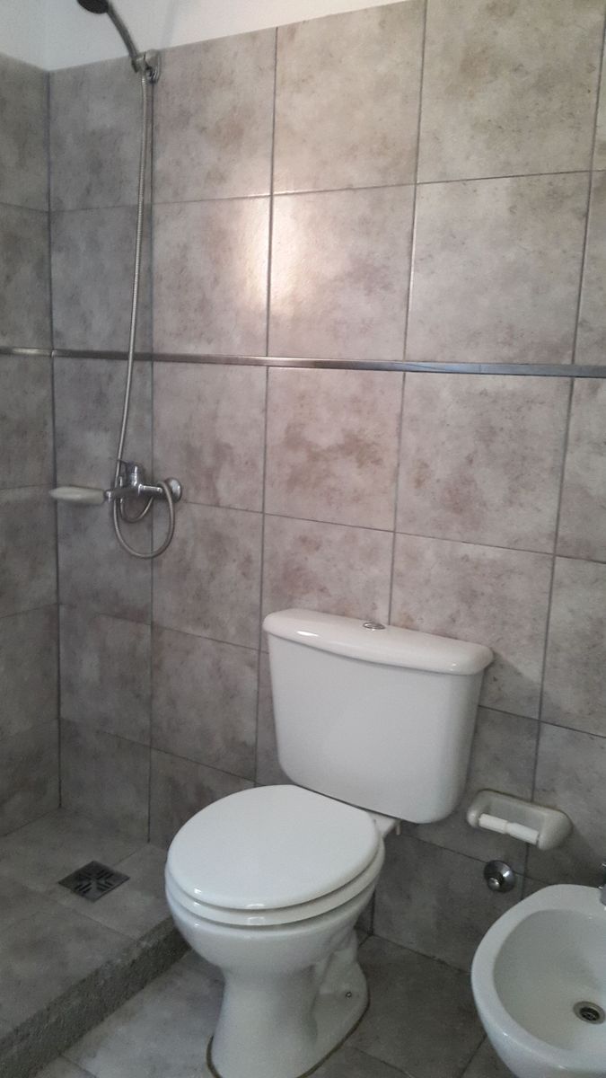 EXCELENTE DEPTO 1 DORM CON BALCON - A MIN DE NUEVOCENTRO SHOPPING - 20