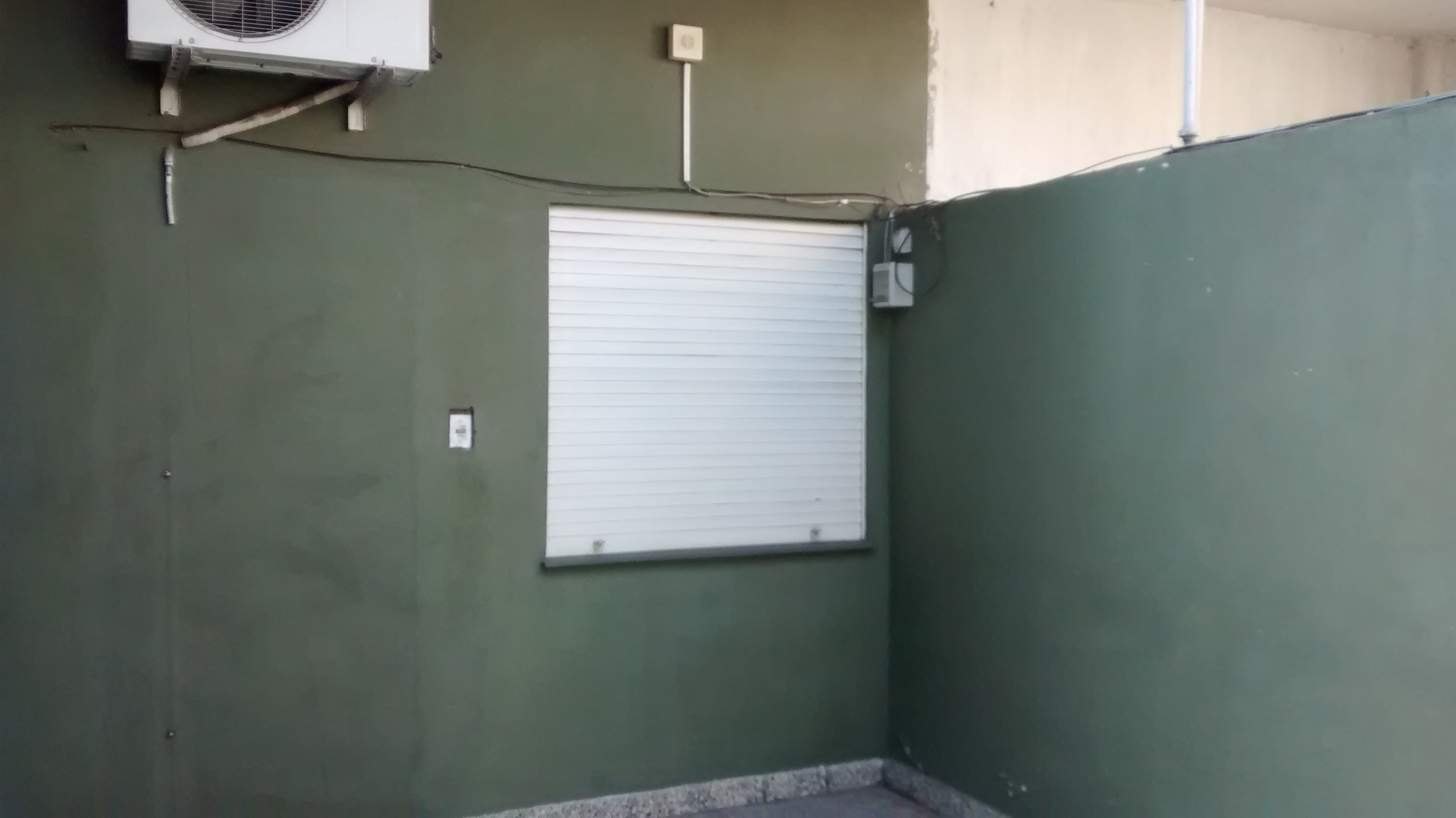 VENDE PH 3 AMBIENTES Y DEPARTAMENTO 2 AMBIENTES AL FRENTE VENDE EN BOCK — foto 2