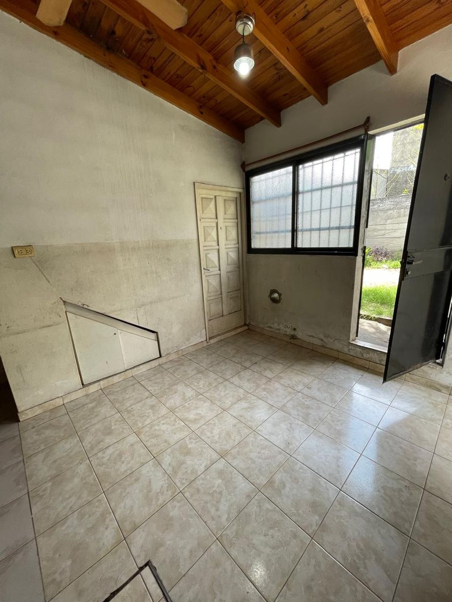 Alquila departamento 2 ambientes amplios. San Alberto - 23