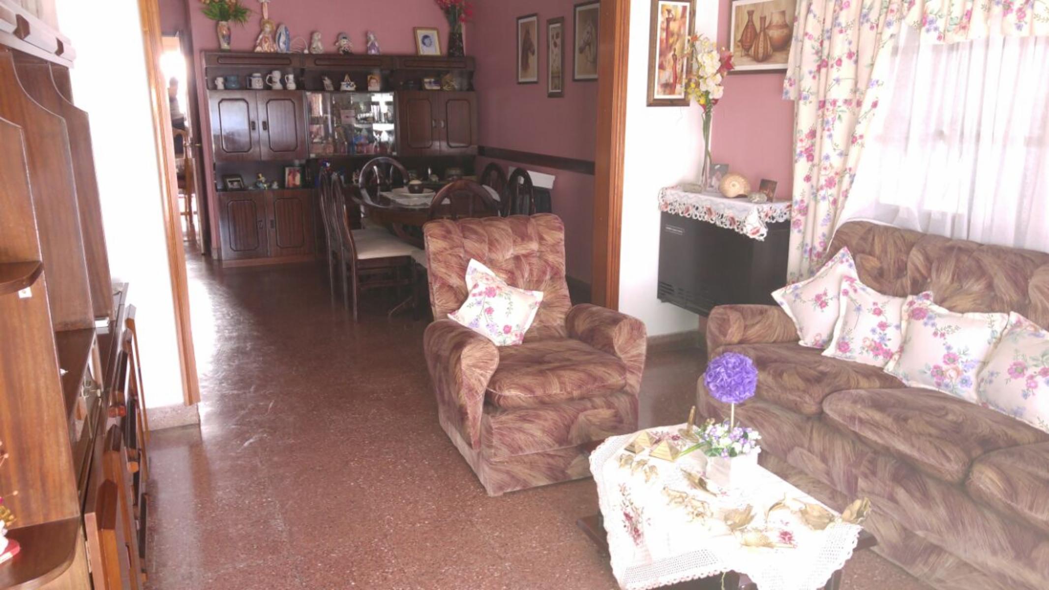 Casa mutifamiliar. excelente estado de categoria. APTO CREDITO — foto 3