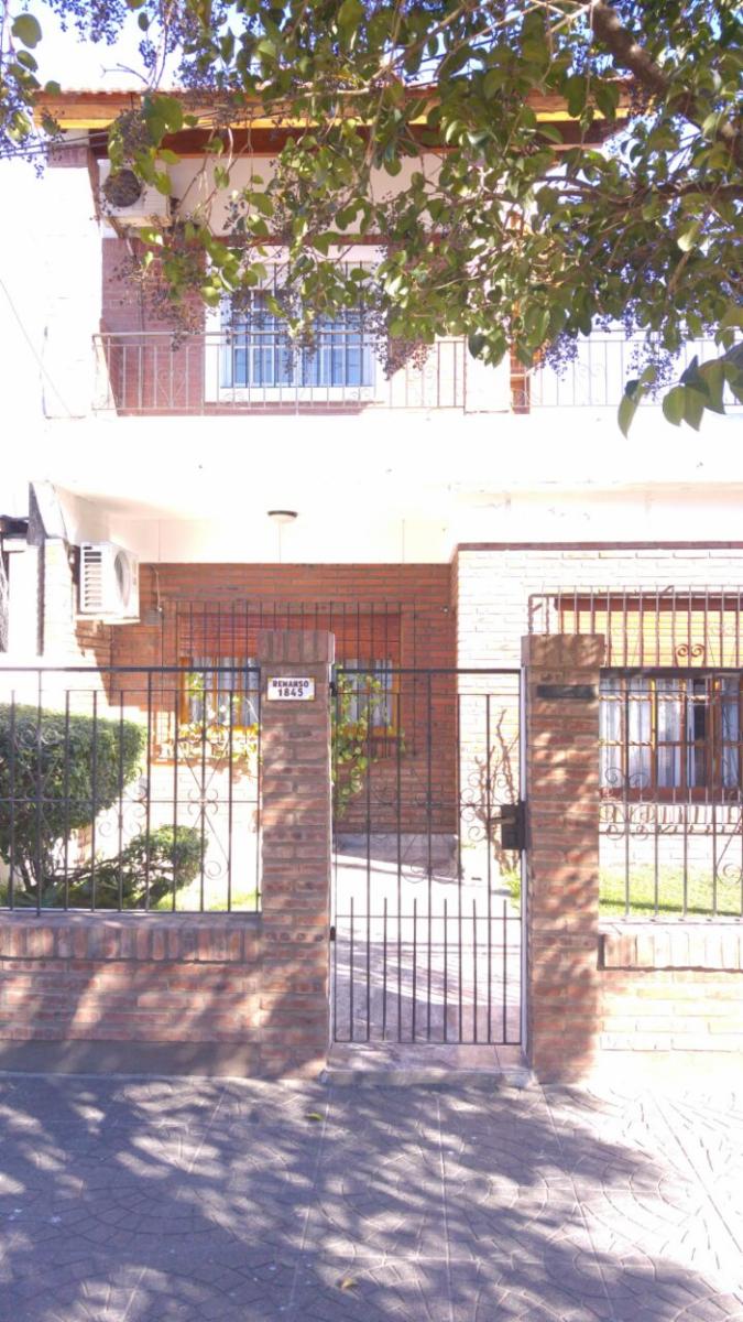 Casa mutifamiliar. excelente estado de categoria. APTO CREDITO — foto 8