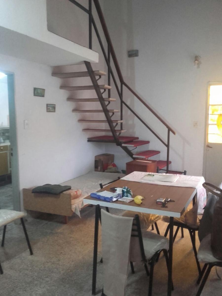 Duplex 3 ambientes, espacio para auto