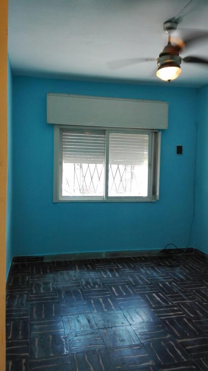 vende casa 2 ambientes sobre lote propio, rentada. APTO CREDITO — foto 7