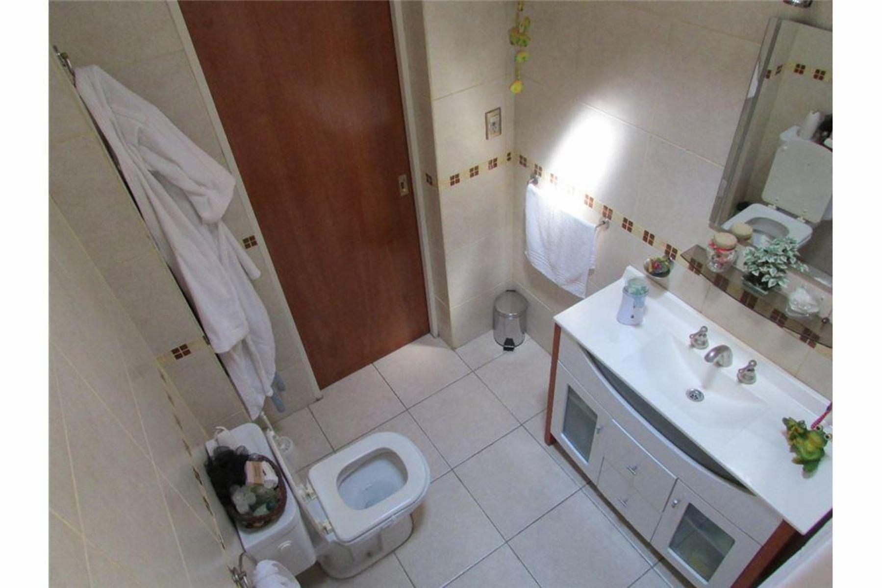 HERMOSO DEPARTAMENTO 4 AMBIENTES 1°PISO. LA TABLADA ESCUCHA OFERTAPERMUTA DEPARTAMENTO MENOR VALOR. APTO CREDITO BANCARIO — foto 7