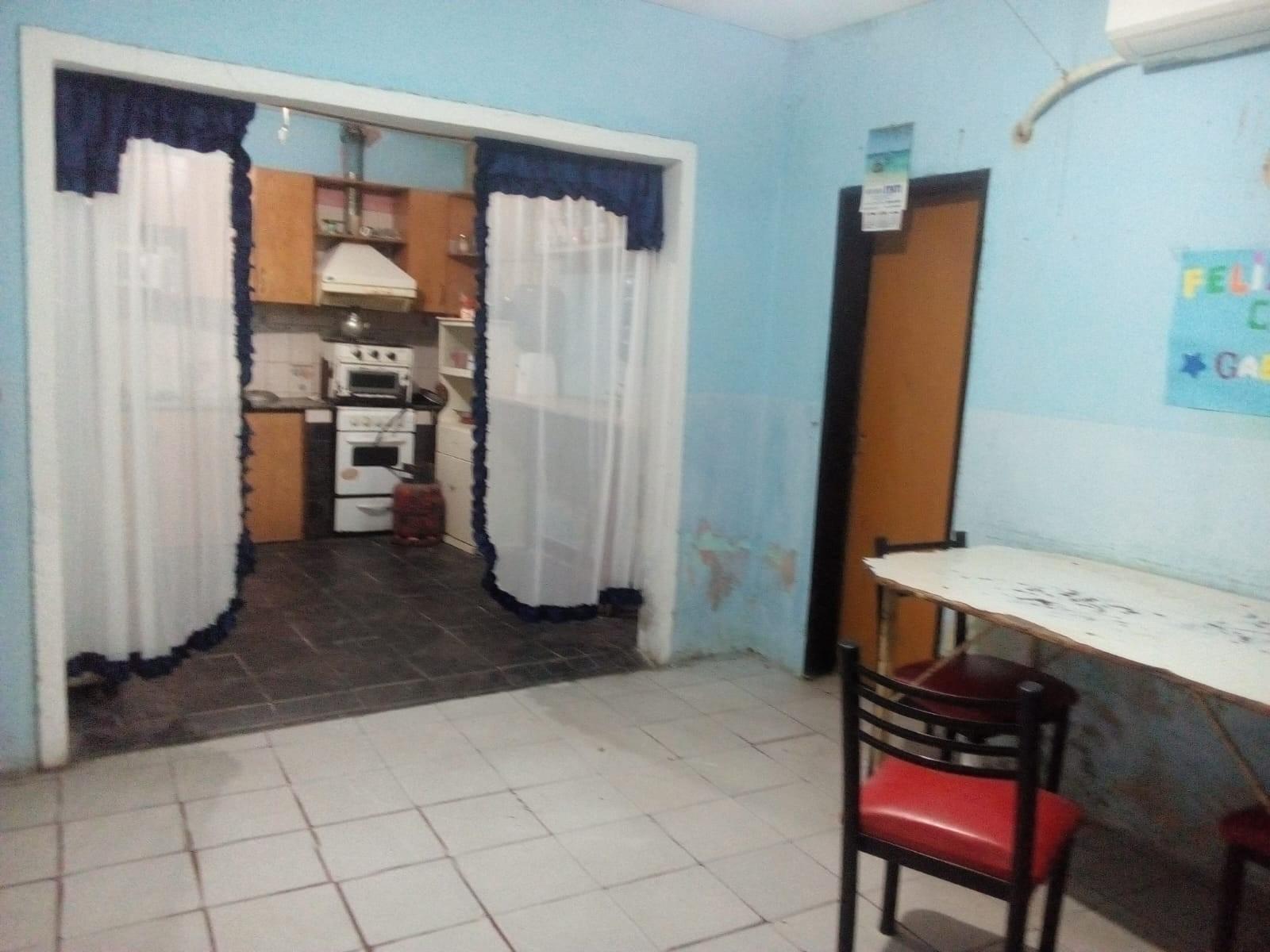 VENTA CASA MULTIFAMILIAR Y LOCALES — foto 3