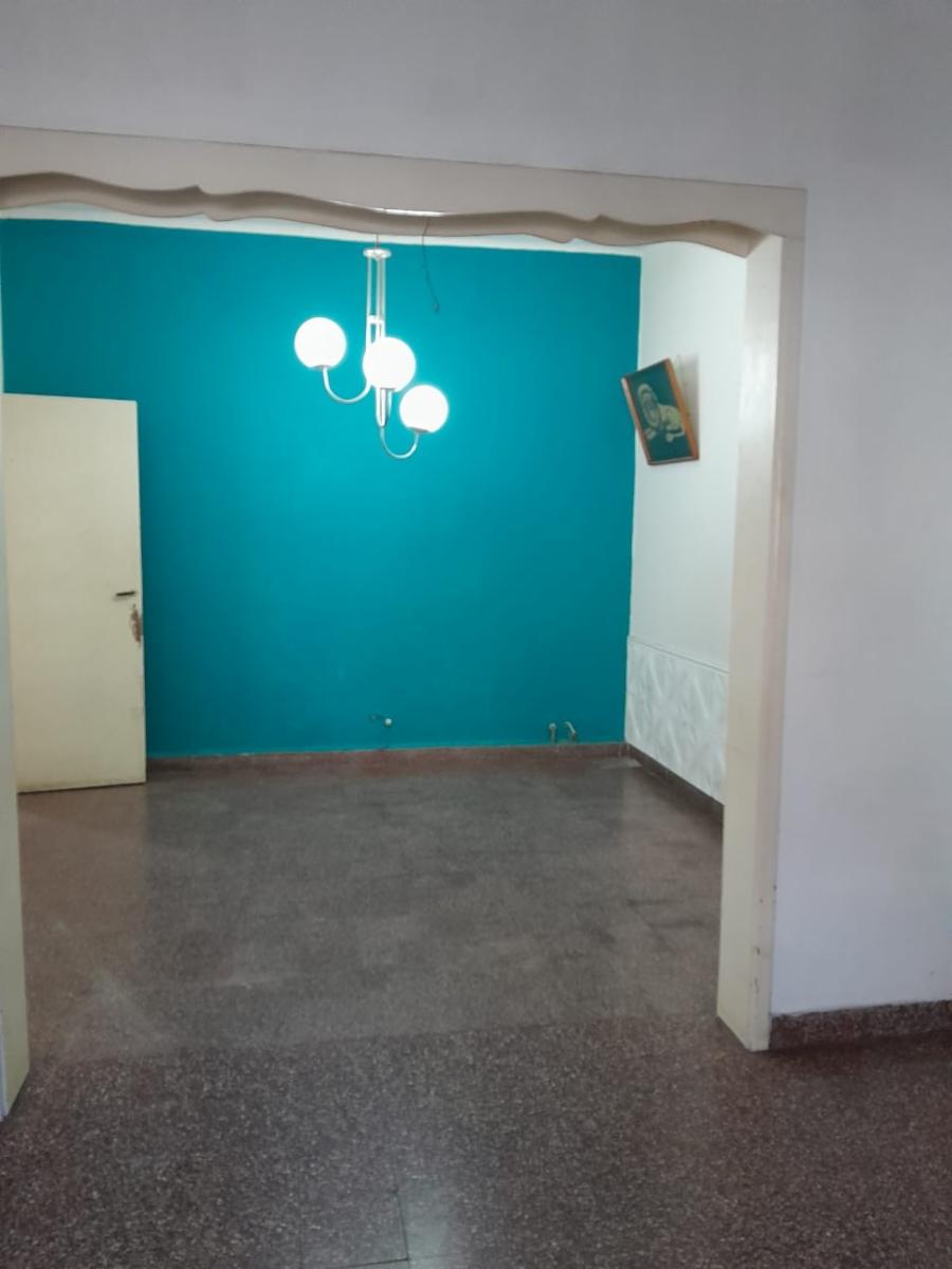 VENTA CASA 4 AMBIENTES. LA TABLADA
