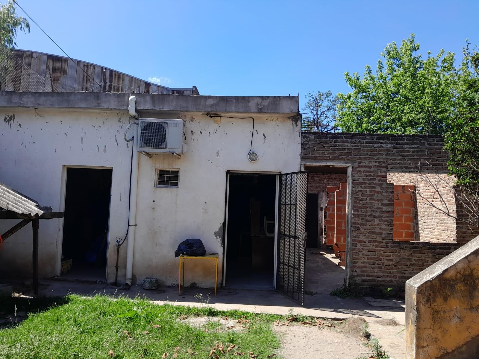 VENDE CASA 3 AMBIENTES CON LOCAL, LOTE 550 m2. ISIDRO CASANOVA — foto 12