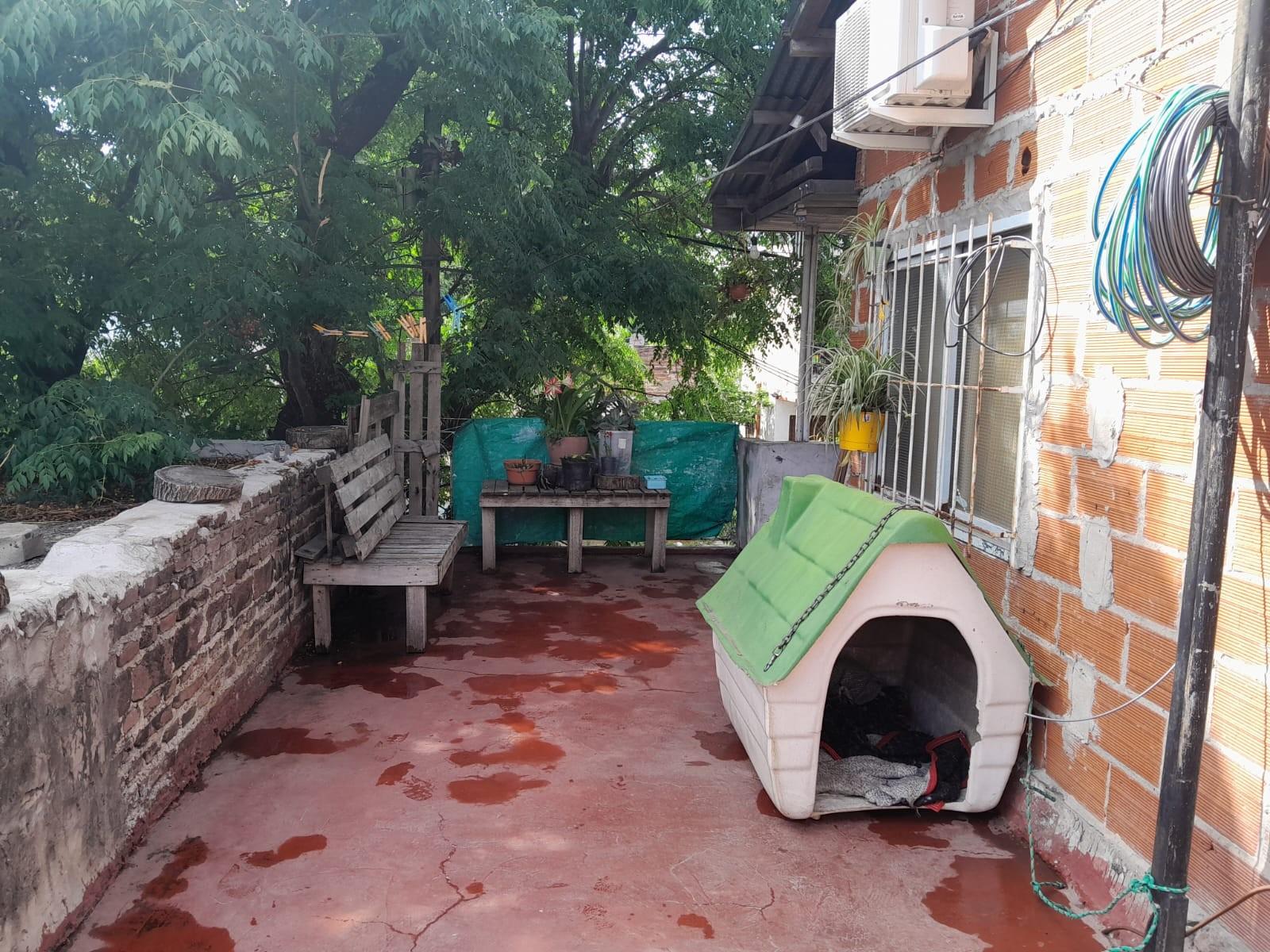 VENDE CASA MULTIFAMILIAR PARA 3 FAMILIAS, GALPON ISIDRO CASANOVA — foto 4