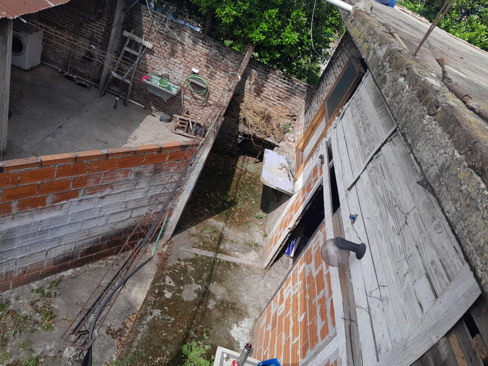 VENDE CASA MULTIFAMILIAR PARA 3 FAMILIAS, GALPON ISIDRO CASANOVA — foto 9