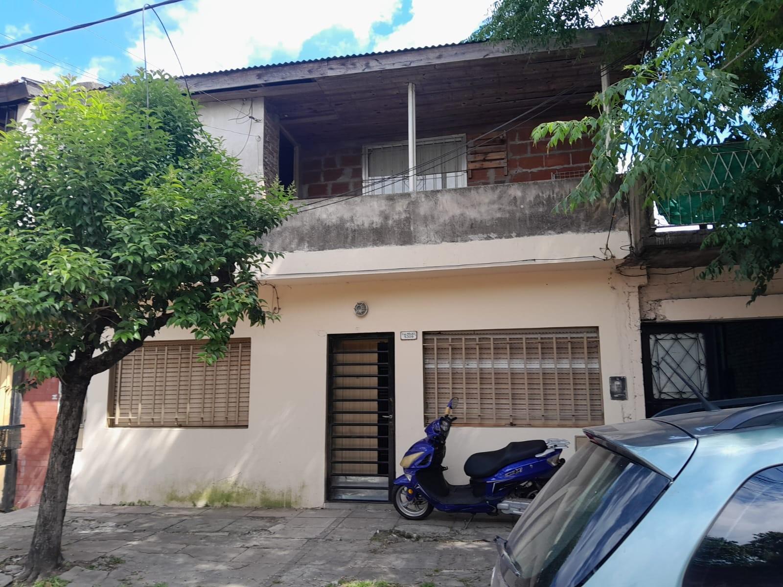 VENDE CASA MULTIFAMILIAR PARA 3 FAMILIAS, GALPON ISIDRO CASANOVA — foto 13