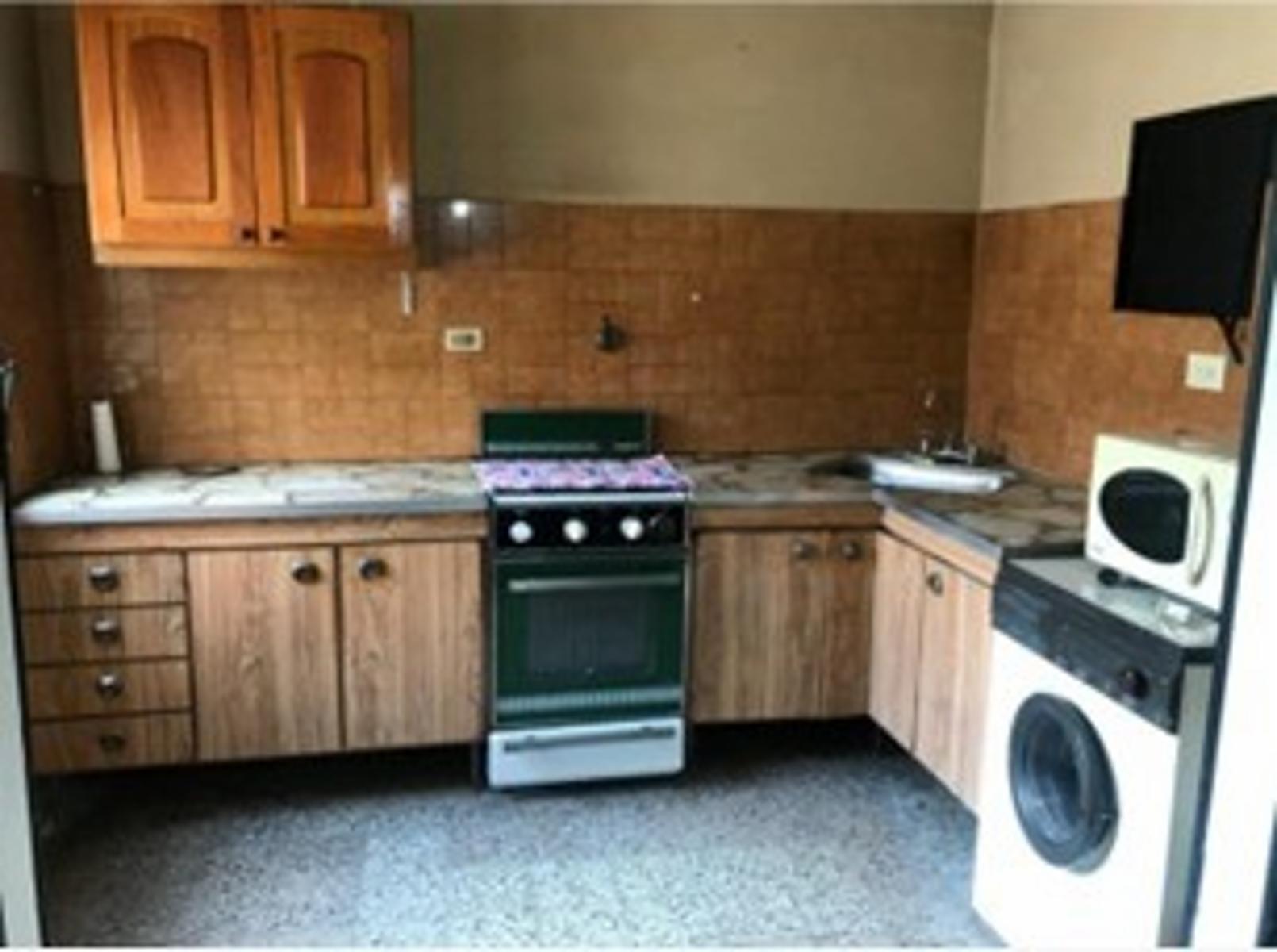 VENTA CASA TIPO PH AL FRENTE . SAN JUSTO